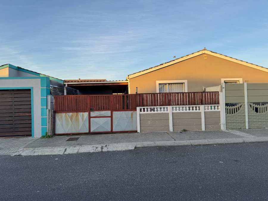 2 Bedroom Property for Sale in Portlands Western Cape